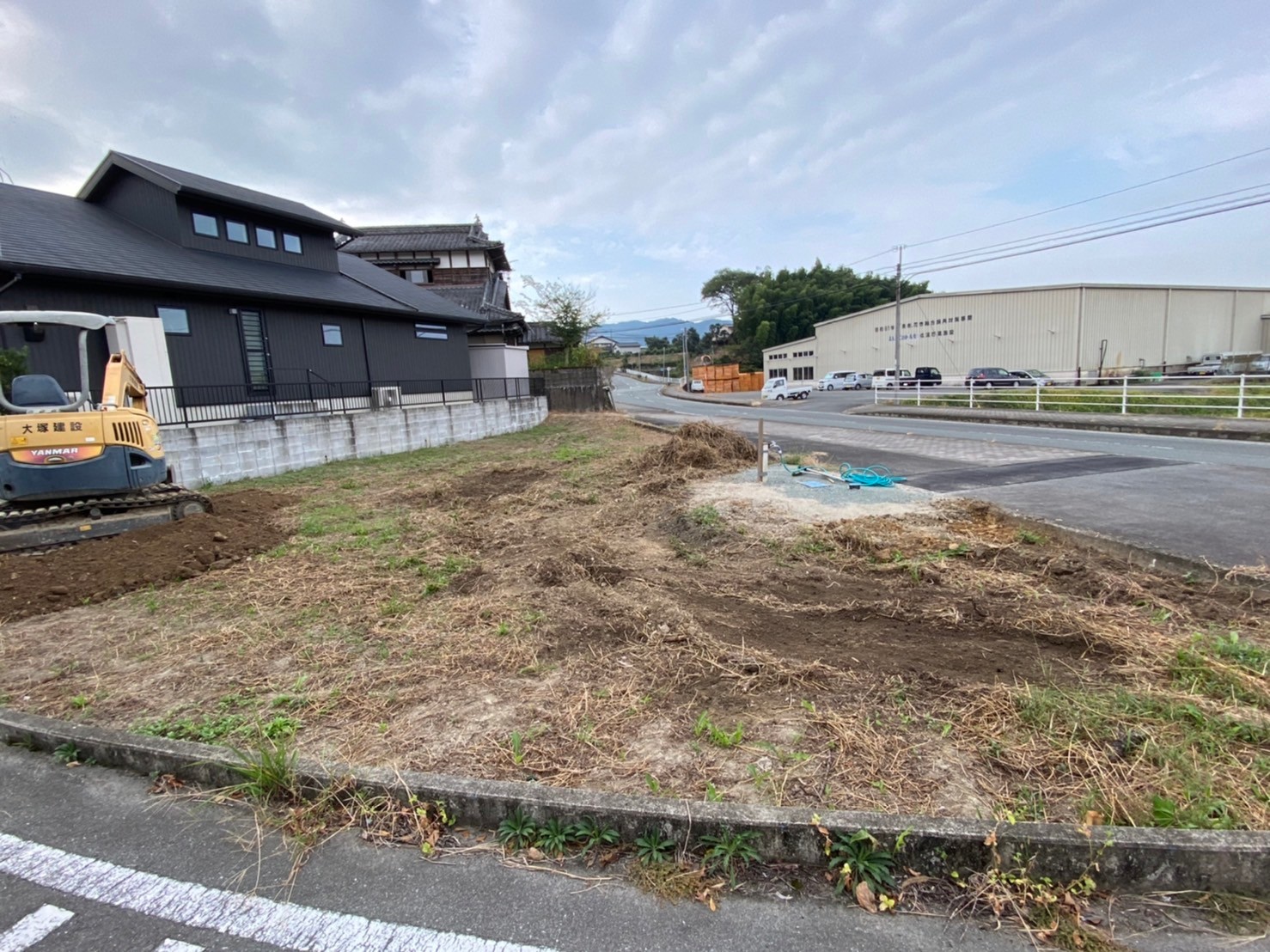 【新築】リビングに吹抜けとロフトがある平家+αの家