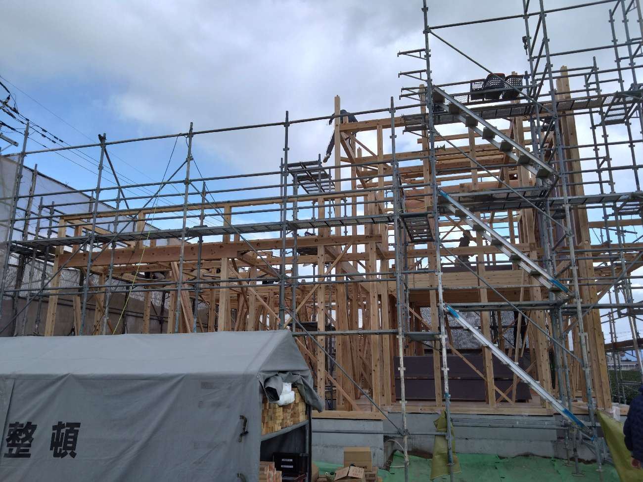 【新築】クラフトタウンえのき台モデルハウス(八女市)【施工進行中】